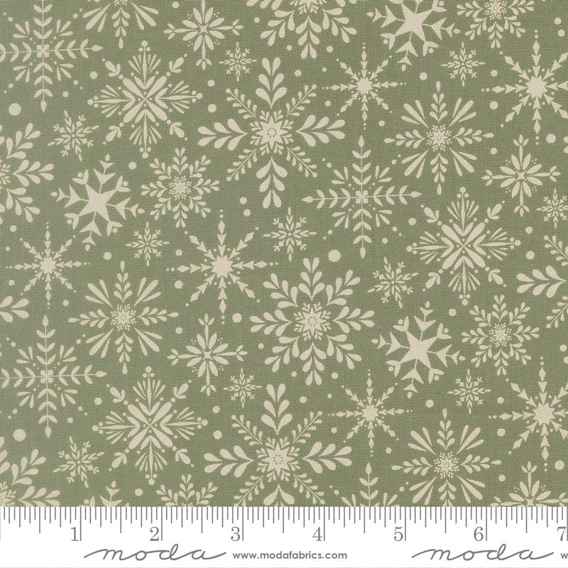 Gingerbread Lane Mistletoe 26153 13
