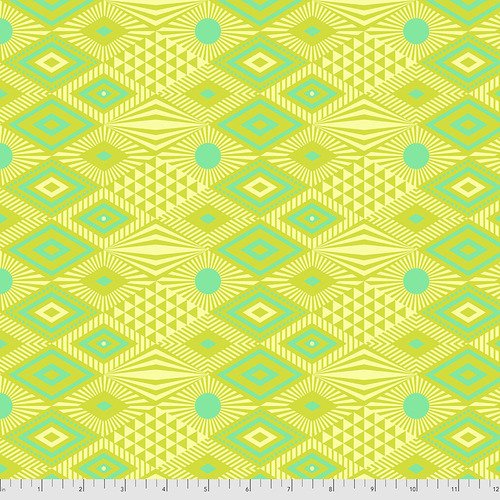 Lucy - Pineapple || Daydreamer