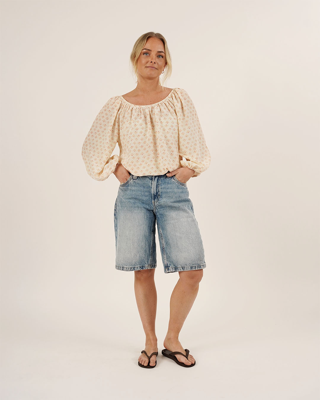 Moira blouse Sewing Pattern